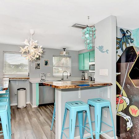 Mermaid House With Pool Jacuzzi Steps To Siesta Key Beach Сарасота Екстериор снимка