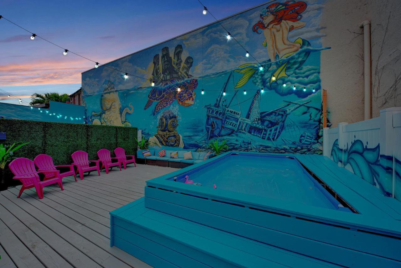 Mermaid House With Pool Jacuzzi Steps To Siesta Key Beach Сарасота Екстериор снимка