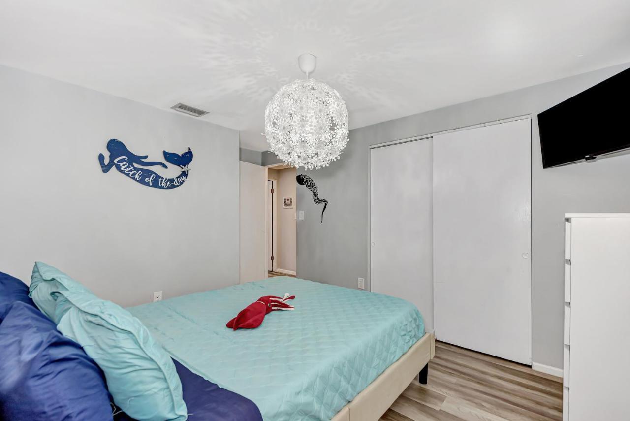 Mermaid House With Pool Jacuzzi Steps To Siesta Key Beach Сарасота Екстериор снимка